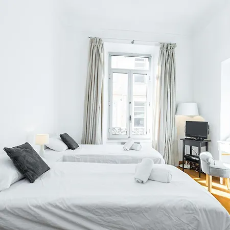 77 Avenue De Grasse Apartment